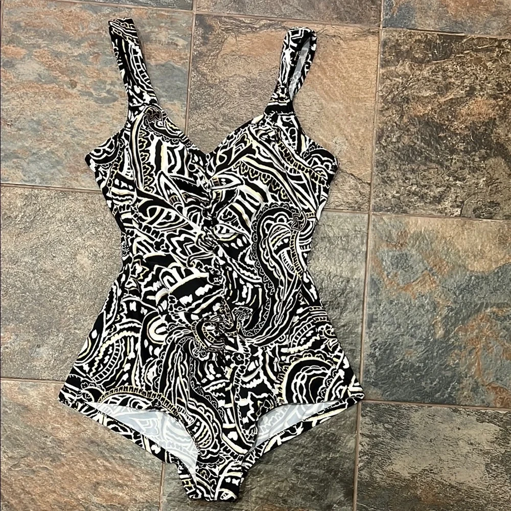 Black and White Patterned Women's One Piece Swimsuit